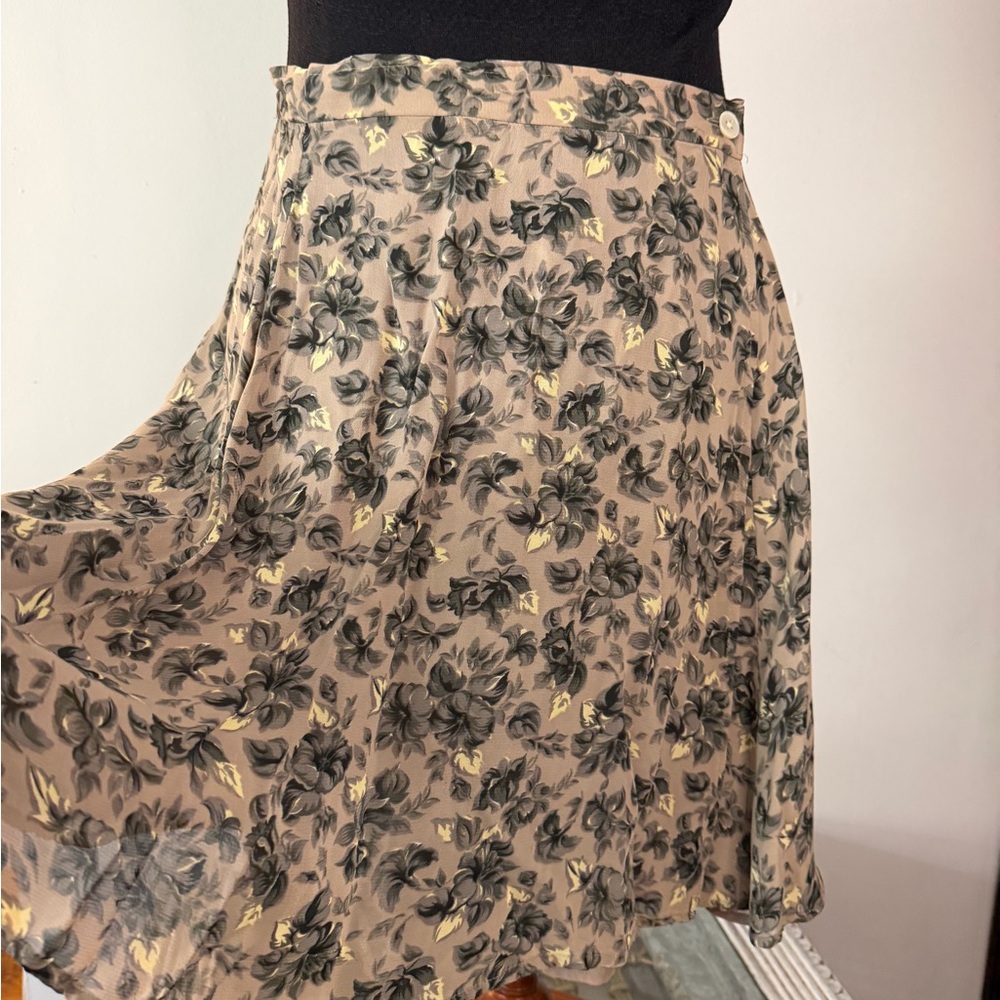 Banana Republic Floral Print Women's Sporty Wrap Skirt Size 8